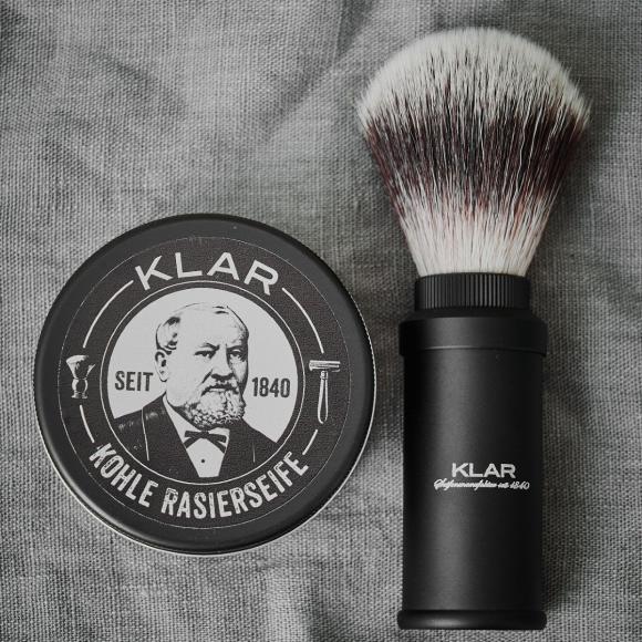 Klar Seifen Activated Charcoal Shaving Soap - Tvålshoppen.se
